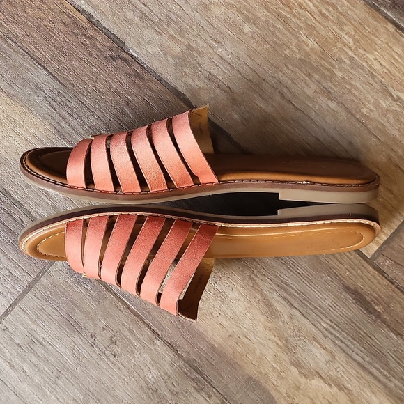 Crown Vintage Animal Print Cow Hair and Coral Leather Sandal Slides, 7.5 - Picture 2 of 11